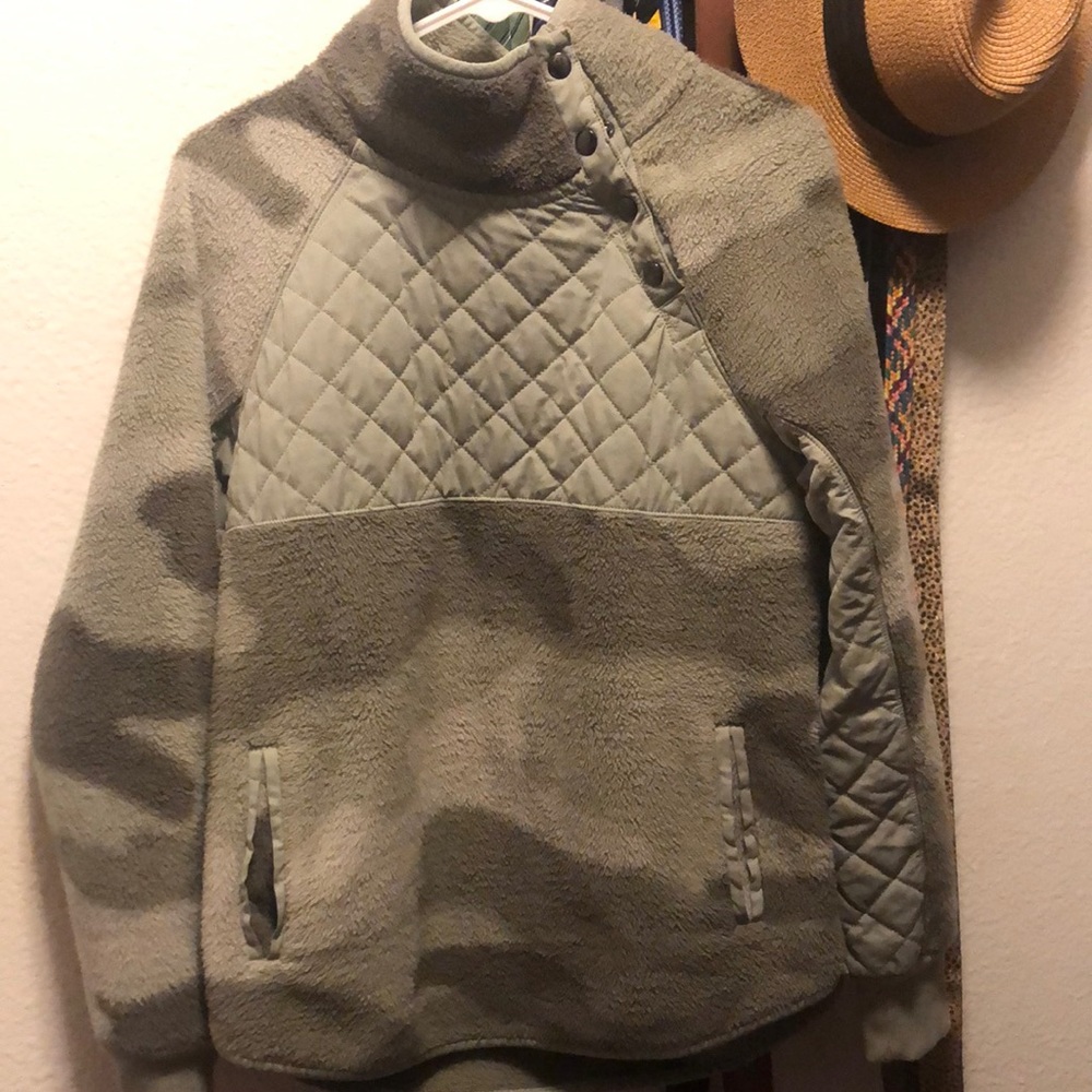 Abercrombie Asymmetrical Snap Fleece Small